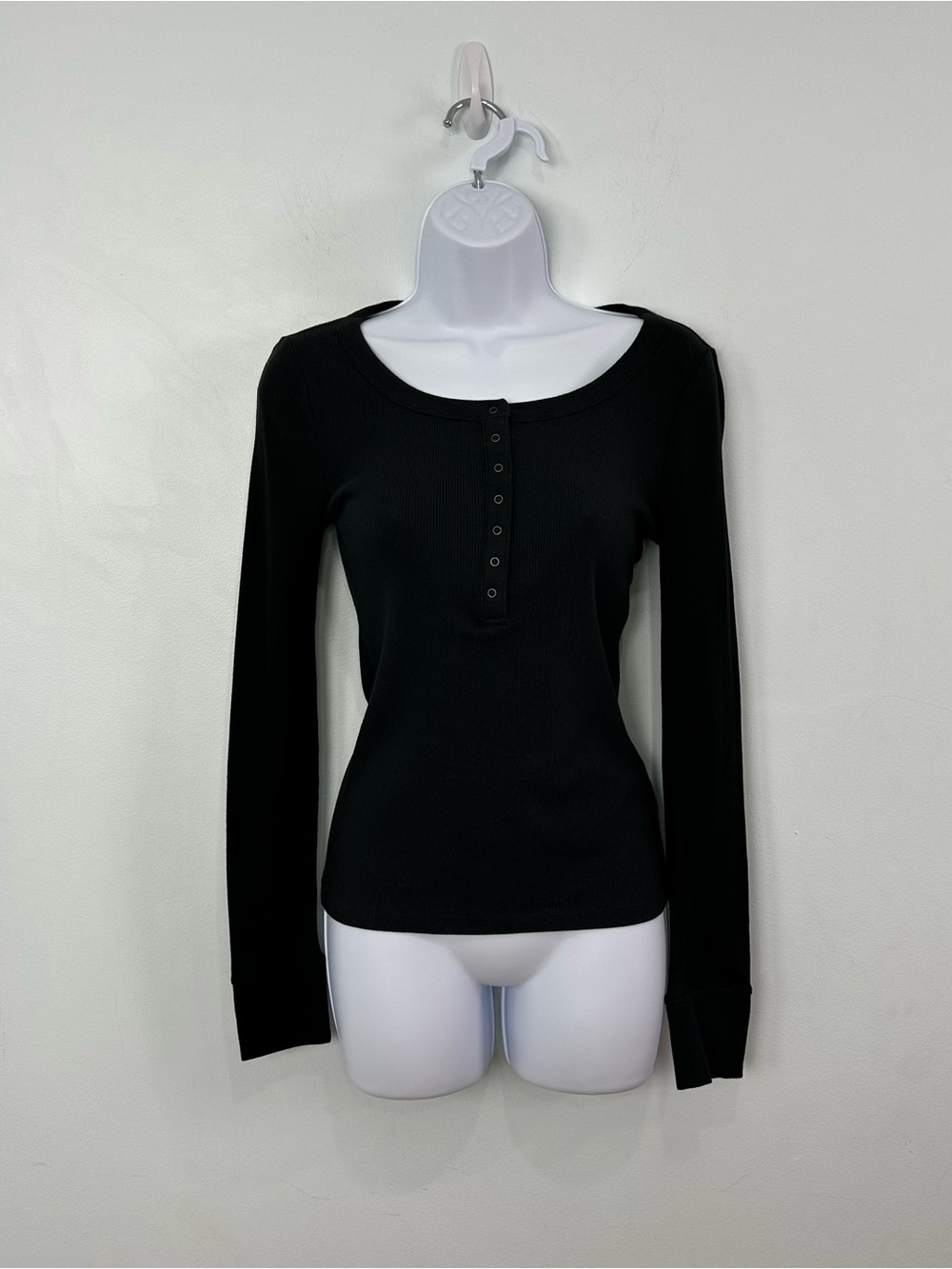 Lucky Brand Black Long Sleeve Snap Front Knit Henley Top Size XS Scoop Neck